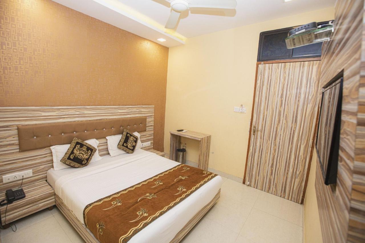 מומביי Hotel Elite 59 מראה חיצוני תמונה